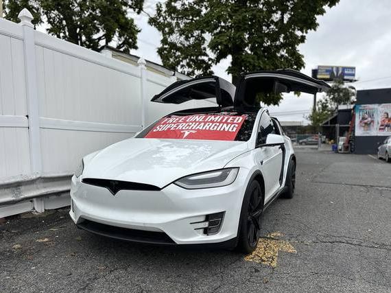 TESLA MODEL X 2016 5YJXCAE26GF014888 image